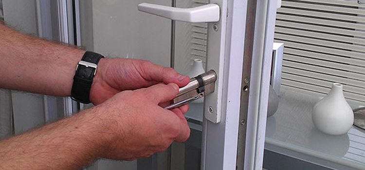 Commercial Door Lock Repair in North Fair Oaks